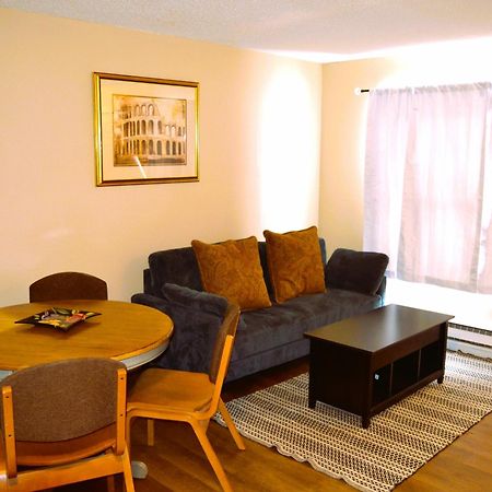 Apartament Urban Oasis Grand Forks Zewnętrze zdjęcie