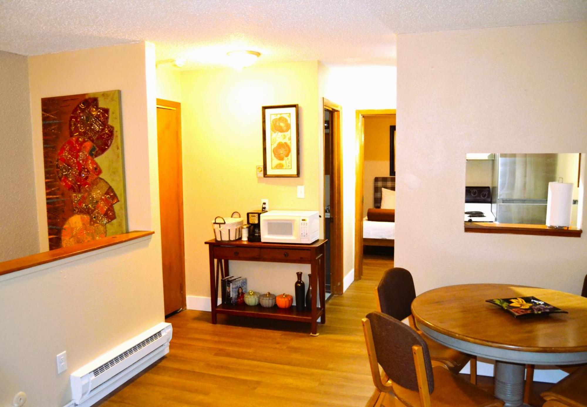 Apartament Urban Oasis Grand Forks Zewnętrze zdjęcie