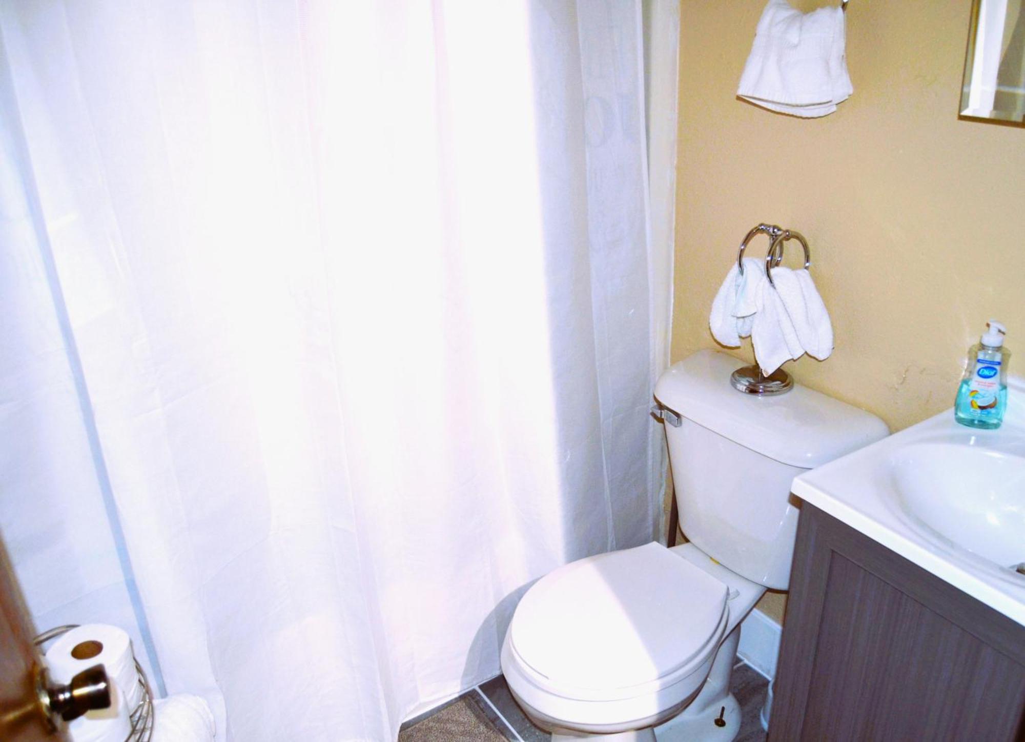 Apartament Urban Oasis Grand Forks Zewnętrze zdjęcie
